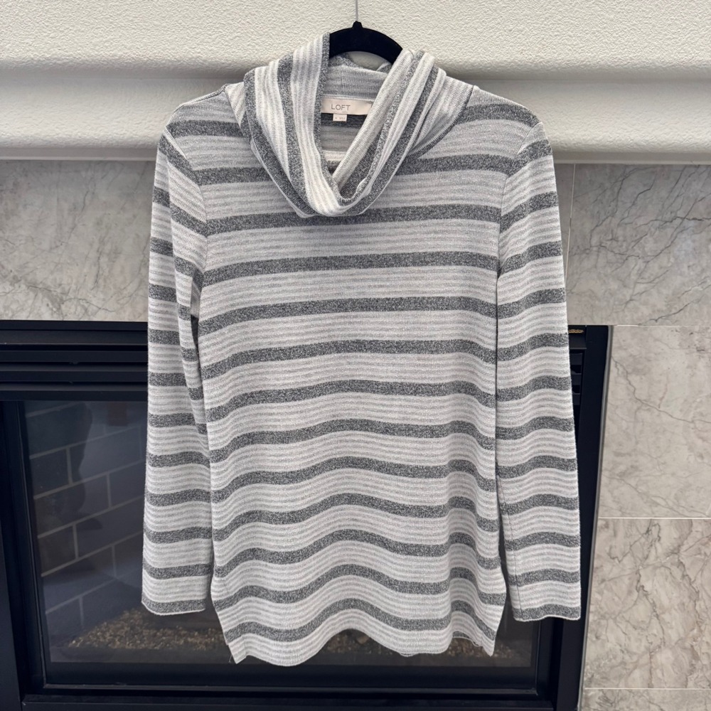 LOFT Striped Cowl Neck Long Sleeve Sweater Women's Size M